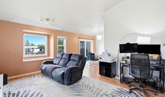 8361 Ragged Top Cir, Anchorage, AK 99504
