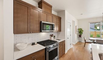 20042 SW Sunny Way, Bend, OR 97702