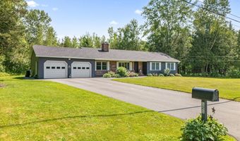 121 Packard Dr, Bangor, ME 04401