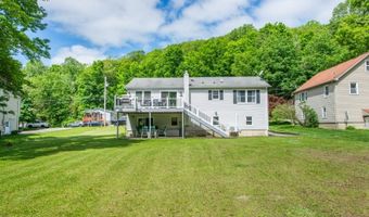 10 W Shore Dr, Alloway, NJ 07462