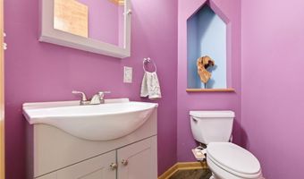 858 Cliffside Dr, Akron, OH 44313