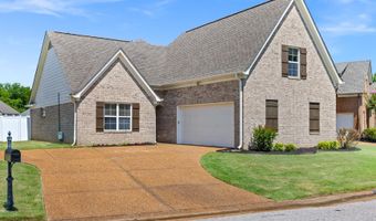 8924 VILLAGE LAKE Ln, Bartlett, TN 38002