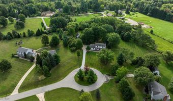 835 Appaloosa Run, Aurora, OH 44202