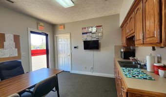 108 Plaza Dr, Albany, KY 42602