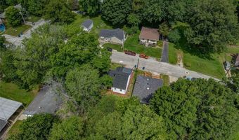 3210 Clifton Ave, Alton, IL 62002