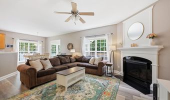 1007 Copper Ridge Ct, Apex, NC 27502