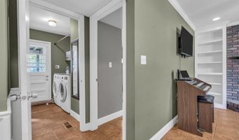 29 Pheasant Dr, Bayville, NJ 08721