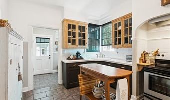 430 LEBEAU St, Arabi, LA 70032