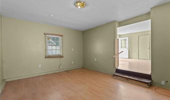 300 Twin River Rd, Lincoln, RI 02865