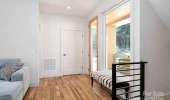 5 Orrinel Way, Asheville, NC 28806