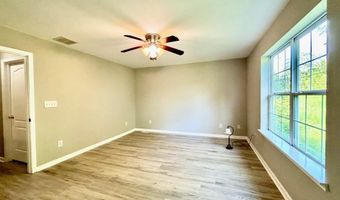 27 Oyster Bay, Absecon, NJ 08201