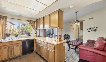 1247 Armstrong Cir, Escondido, CA 92027