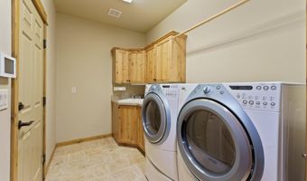 60826 Goldenwood Loop, Bend, OR 97702