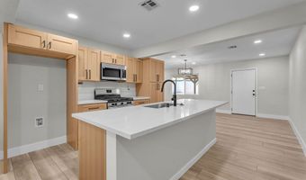 472 National St, Henderson, NV 89015