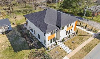 727 NE 2nd St, Bentonville, AR 72712