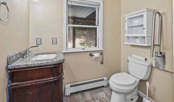 45 Carmel Rd, Bethany, CT 06524