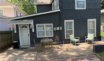 928 S 6th St, Atchison, KS 66002