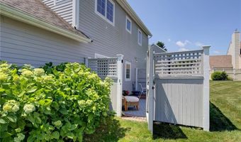 406 Corey Ln, Middletown, RI 02842