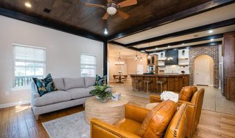 2809 Pinehurst Cv, Benton, AR 72019
