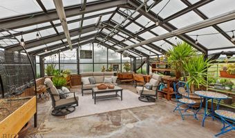 390 Hayrake Ln, Bozeman, MT 59715