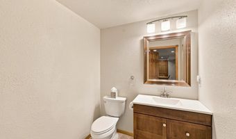 906 Delaware Dr, Buffalo, WY 82834