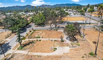 1091 E Mariposa St, Altadena, CA 91001