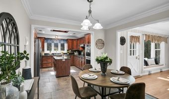 160 Pelican Rd, Middletown, NJ 07748