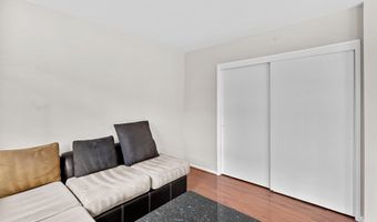 4227 AMERICANA Dr 102, Annandale, VA 22003