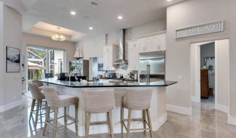 706 Manns Harbor Dr, Apollo Beach, FL 33572