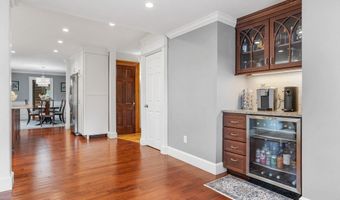33 Highland Ave, Ayer, MA 01432
