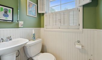 418 Darrow St, Albion, MI 49224