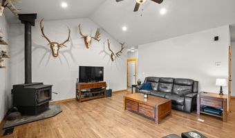 8436 E Snowy Ln, Athol, ID 83801