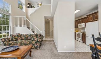 1410 Grandview Ct 1410, Algonquin, IL 60102