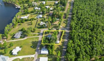 503 Lori Ln, Alford, FL 32420