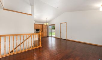 209 W Ironwood St, Brandon, SD 57005