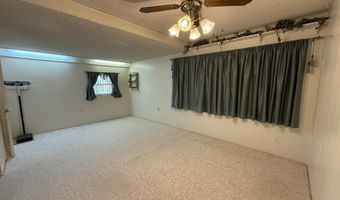 1802 W Clayton Ave, Artesia, NM 88210