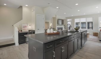 10374 JACOBSEN St, Bethesda, MD 20817