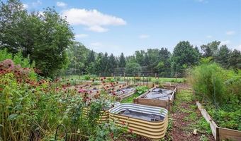5061 Sandhill Rd, Almont, MI 48003