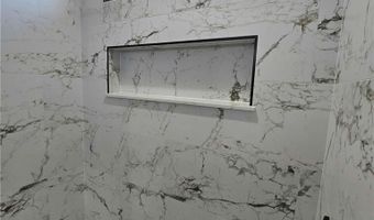 20401 Tonawanda Rd, Apple Valley, CA 92307