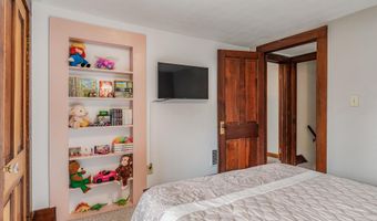 1209 S Jackson St, Auburn, IN 46706