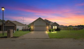 146 Meadow Dr, Beebe, AR 72012