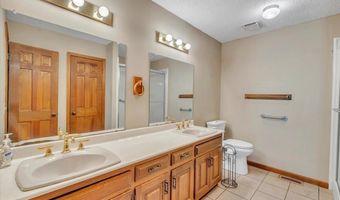 14639 Dogwood Cir, Athens, AL 35611