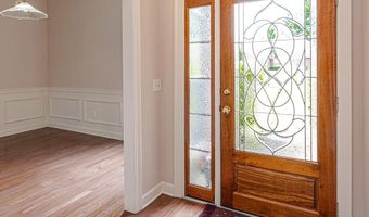 160 Apple Blossom Dr, Brandon, MS 39047