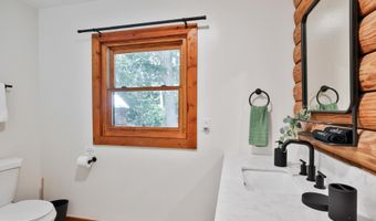 21663 OATLANDS Rd, Aldie, VA 20105