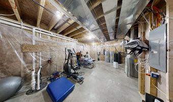 5962 Deer Hollow Rd, Auburn, IN 46706