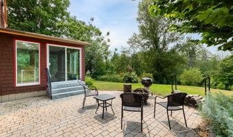 73 College Rd, Center Harbor, NH 03226