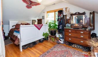 329 N Fork Rd, Barnardsville, NC 28709