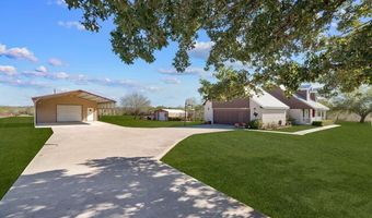 136 Country Pl, Adkins, TX 78101