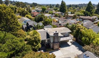 674 Clubhouse Dr, Aptos, CA 95003