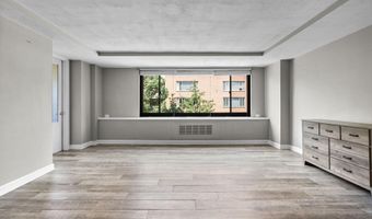 1021 ARLINGTON Blvd 806, Arlington, VA 22209